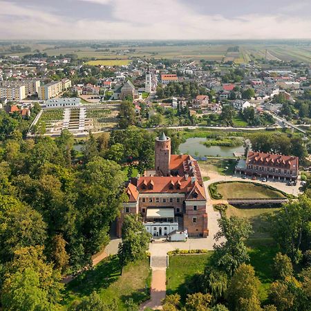 Dom Pracy Tworczej Aparthotel Uniejow Exterior foto